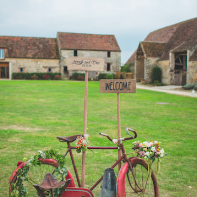 Entrée sur les lieux
