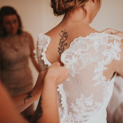 Préparatifs de la mariée